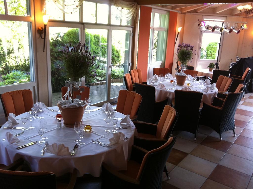 Hotel Muehlenhof Lollar Extérieur photo