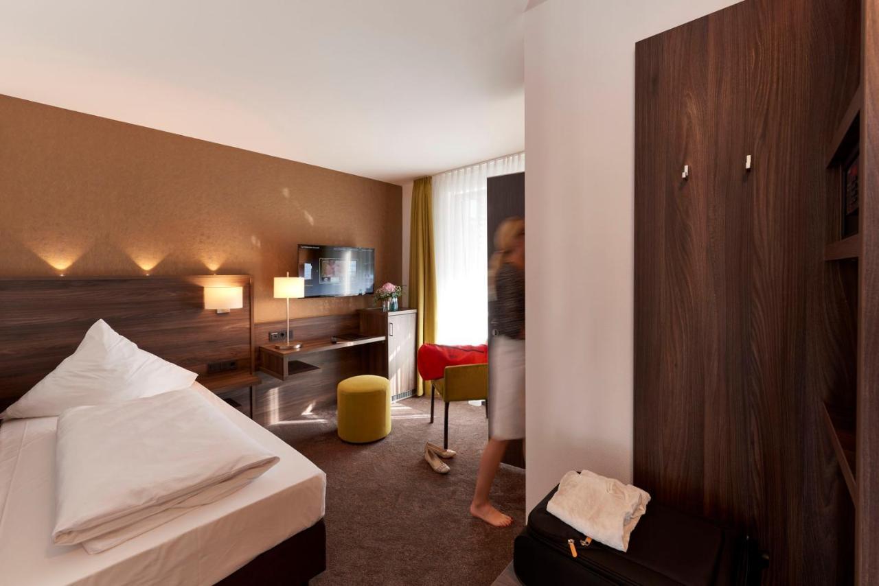Hotel Muehlenhof Lollar Extérieur photo
